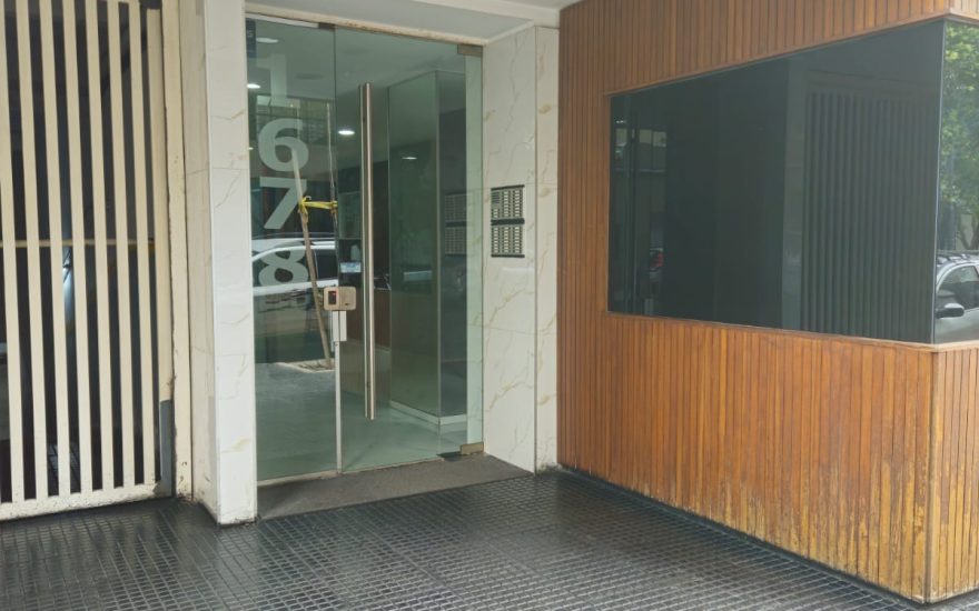 VENTA – CABALLITO – 2 AMBIENTES CON PATIO – Bogota al 1600