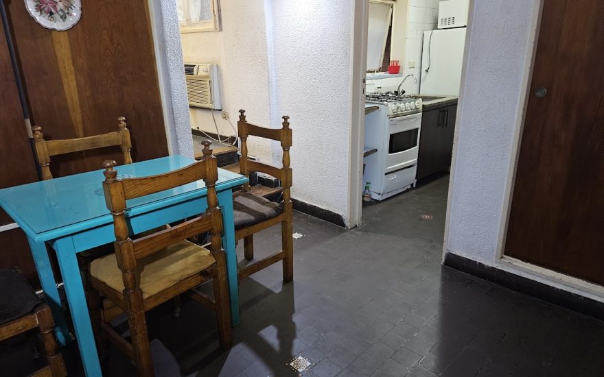 ALQUILADO  ————— ALQUILER AMOBLADO – RECOLETA – 2 AMBIENES – Arenales 2800