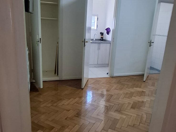 ALQUILADO ——— ALQUILER AMOBLADO – RETIRO – 3 AMBIENTES – Paraguay y Florida