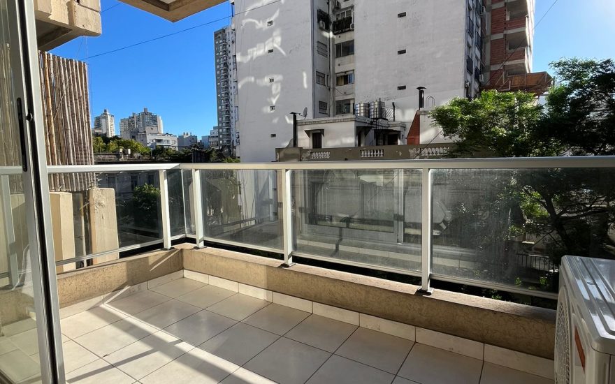 ALQUILADO  —– ALQUILER AMOBLADO – RECOLETA – 1 AMBIENTE – Aguero y Av. Cordoba