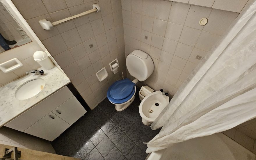 ALQUILADO  ————— ALQUILER AMOBLADO – RECOLETA – 2 AMBIENES – Arenales 2800