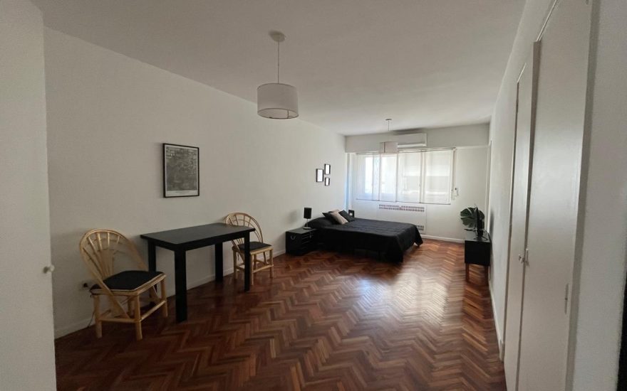 ALQUILADO —— ALQUILER AMOBLADO – RECOLETA – 1 AMBIENTE COMODO – Riobamba al 900