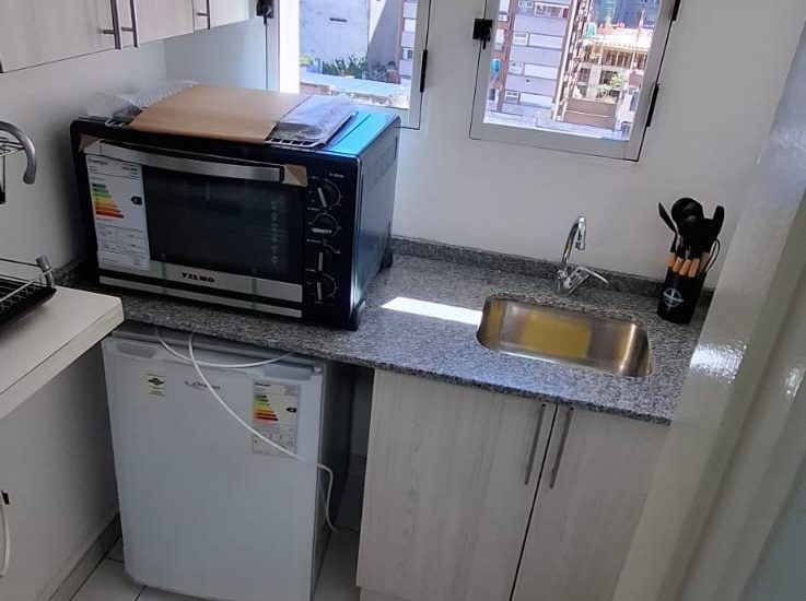 ALQUILADO ——— ALQUILER AMOBLADO – RETIRO – 3 AMBIENTES – Paraguay y Florida