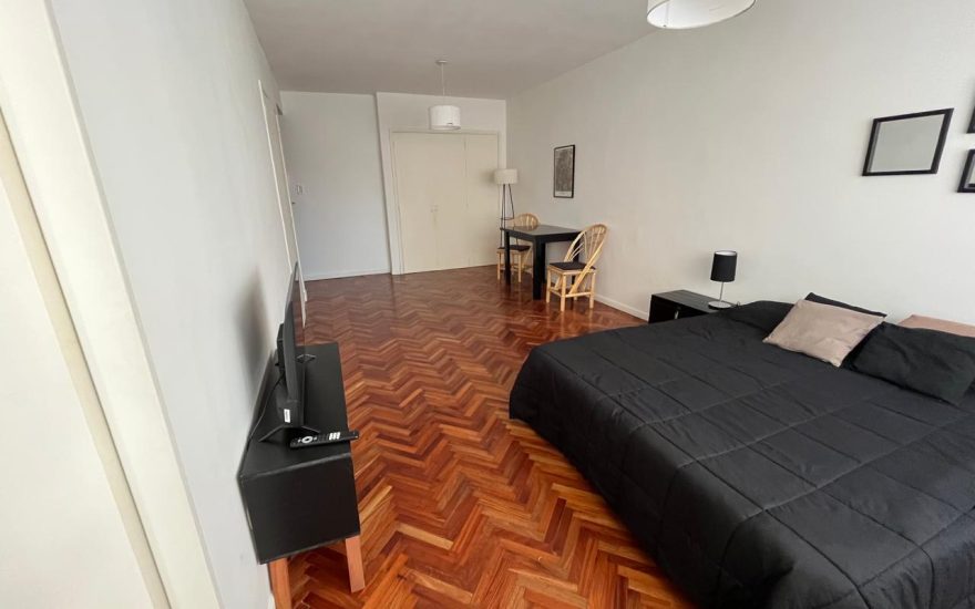 ALQUILADO —— ALQUILER AMOBLADO – RECOLETA – 1 AMBIENTE COMODO – Riobamba al 900