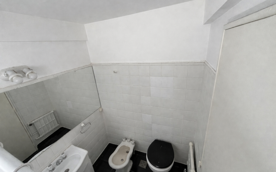 ALQUILADO —— ALQUILER AMOBLADO – RECOLETA – 1 AMBIENTE COMODO – Riobamba al 900