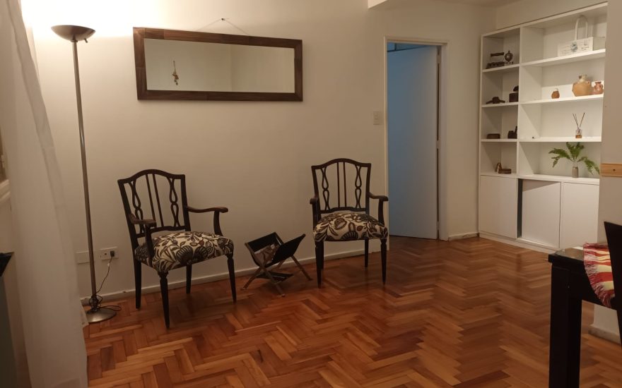 ALQUILER AMOBLADO – BALVANERA – 2 AMBIENTES – Uriburu 500
