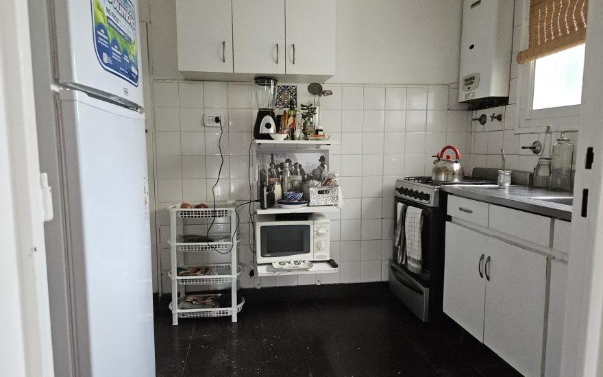 ALQUILER AMOBLADO – PQUE PATRICIOS – 3 AMBIENTES – Rondeau 3000