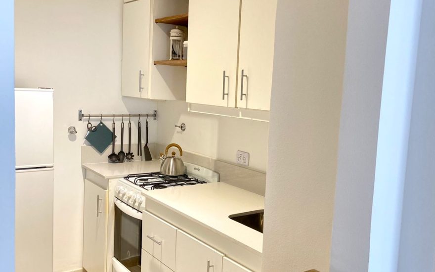 ALQUILER AMOBLADO – RECOLETA – 1 AMBIENTE – Peña y Uriburu – libre noviembre