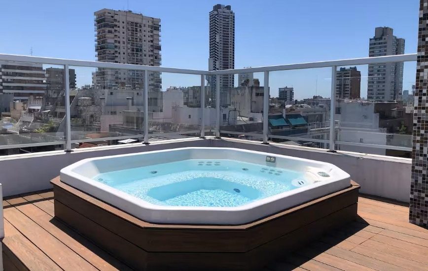 ALQUILER AMOBLADO – LAS CAÑITAS – 2 AMBIENTES CON AMENITIES – Jorge Newberry 1800