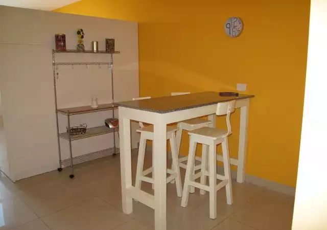 ALQUILER AMOBLADO – SAN NICOLAS – 1 AMBIENTE DIVIDIDO